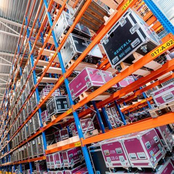 magazijn flightcases paars rentall